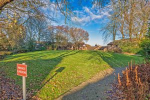 Communal Gardens- click for photo gallery